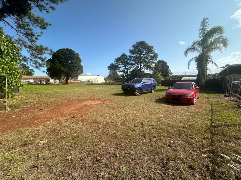 77 High Street, Russell Island QLD 4184