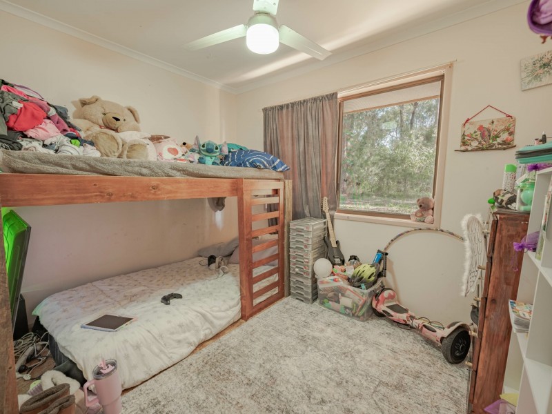 8 Pia Street, Russell Island QLD 4184