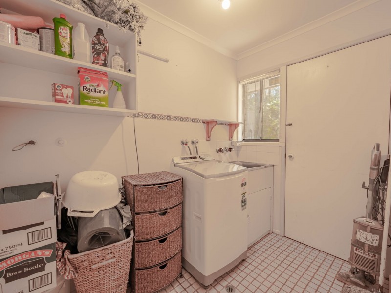 8 Pia Street, Russell Island QLD 4184