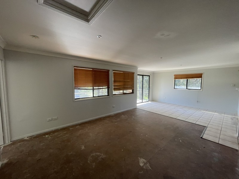 4 Ursula Street, Russell Island QLD 4184