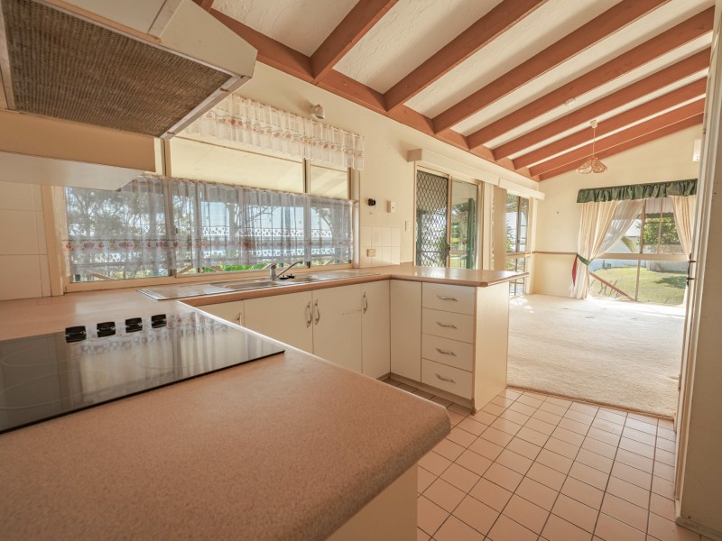 60 Deenya Parade, Russell Island QLD 4184