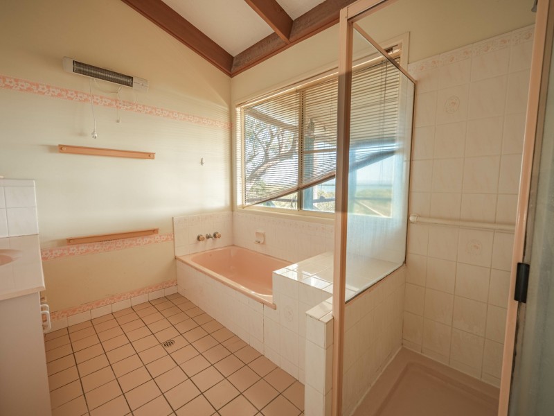 60 Deenya Parade, Russell Island QLD 4184