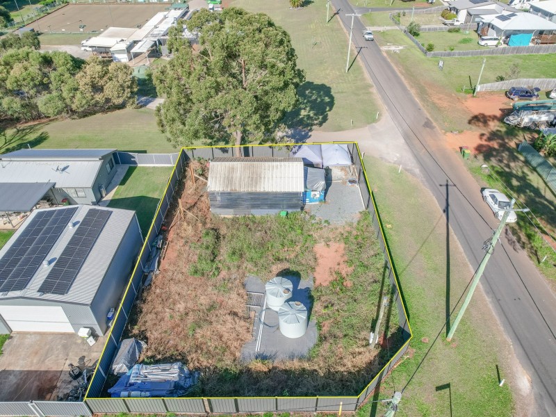 16 PLANTATION STREET, Russell Island QLD 4184