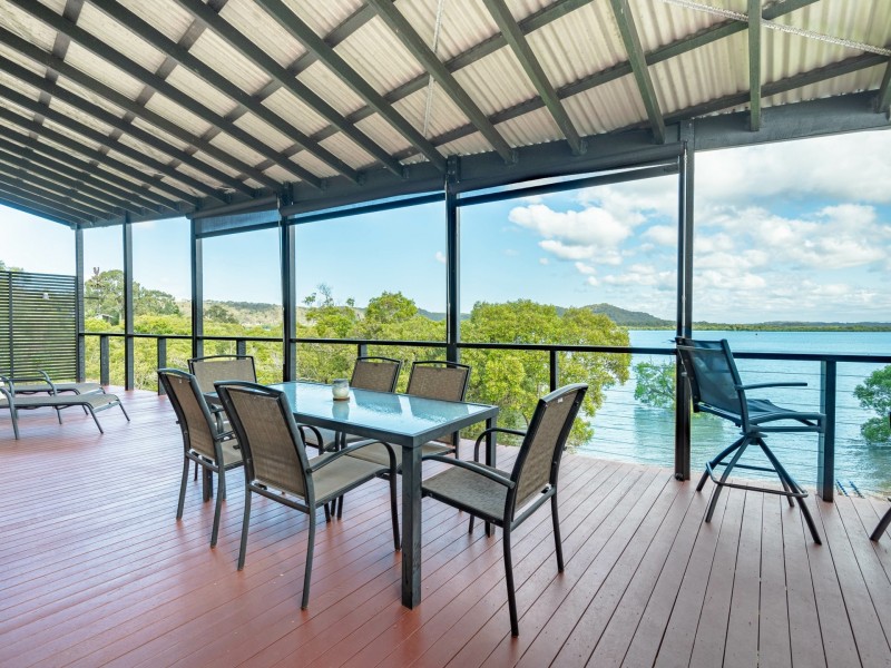 136 Canaipa Point Dve, Russell Island QLD 4184