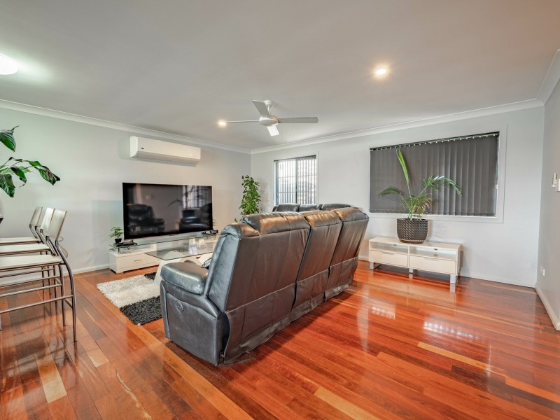 136 Canaipa Point Dve, Russell Island QLD 4184