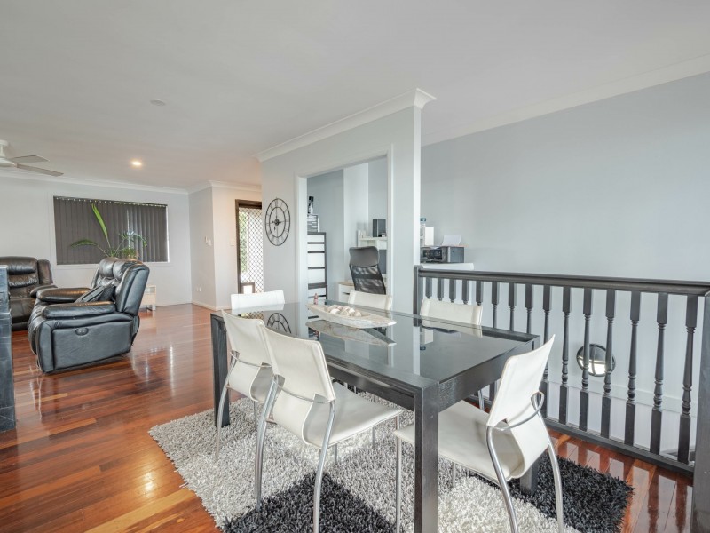 136 Canaipa Point Dve, Russell Island QLD 4184