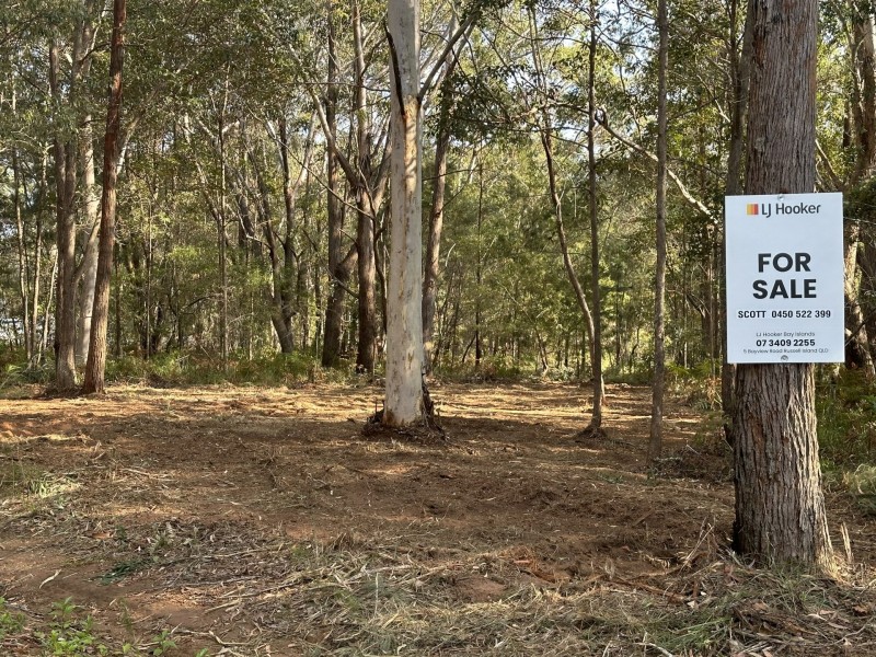 24 Martin Place, Russell Island QLD 4184