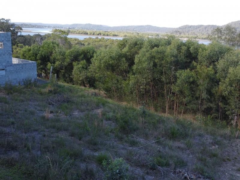 35 Aquamarine Ave, Russell Island QLD 4184