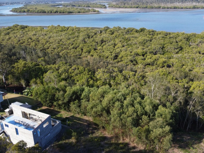 35 Aquamarine Ave, Russell Island QLD 4184