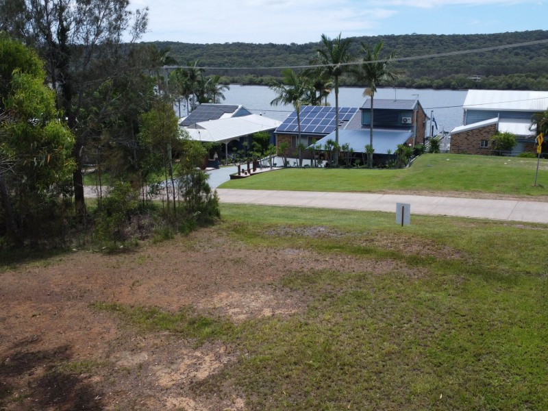 58 Wahine Drive, Russell Island QLD 4184
