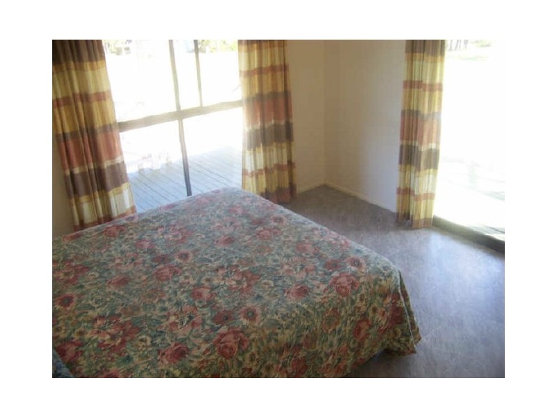 108 Kings Road, Russell Island QLD 4184