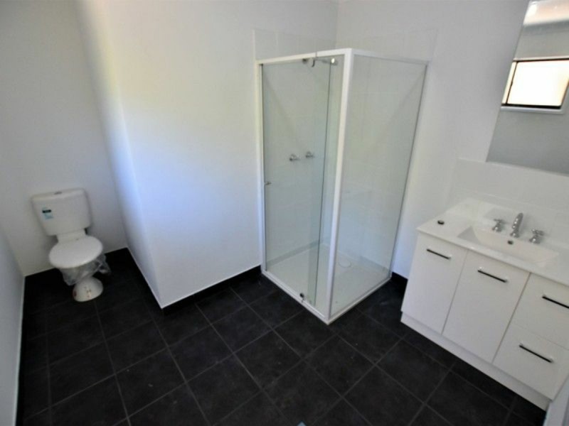 11 Pia Street, Russell Island QLD 4184