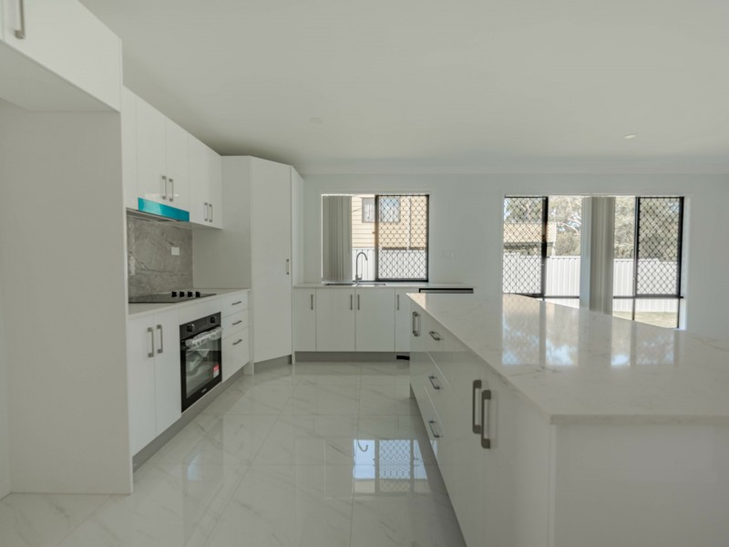 88 Minjerriba Road, Russell Island QLD 4184