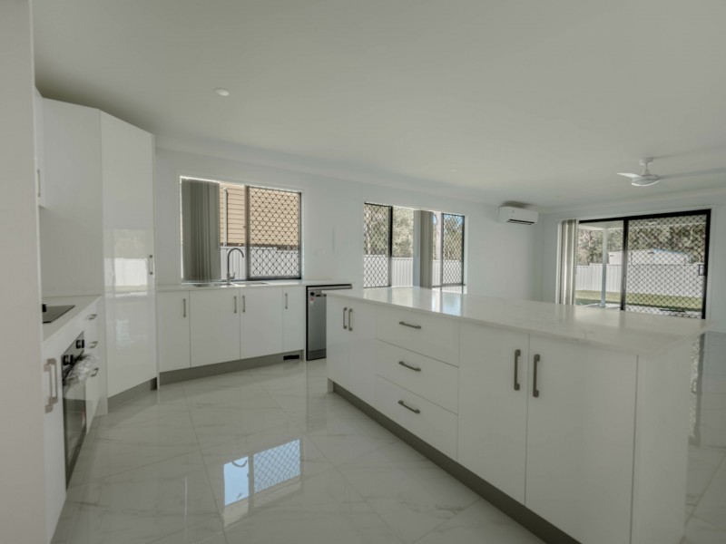 88 Minjerriba Road, Russell Island QLD 4184