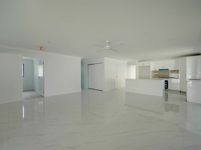 88 Minjerriba Road, Russell Island QLD 4184