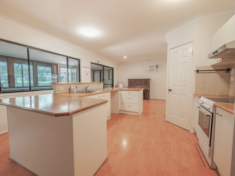29 Letitia Ave, Russell Island QLD 4184