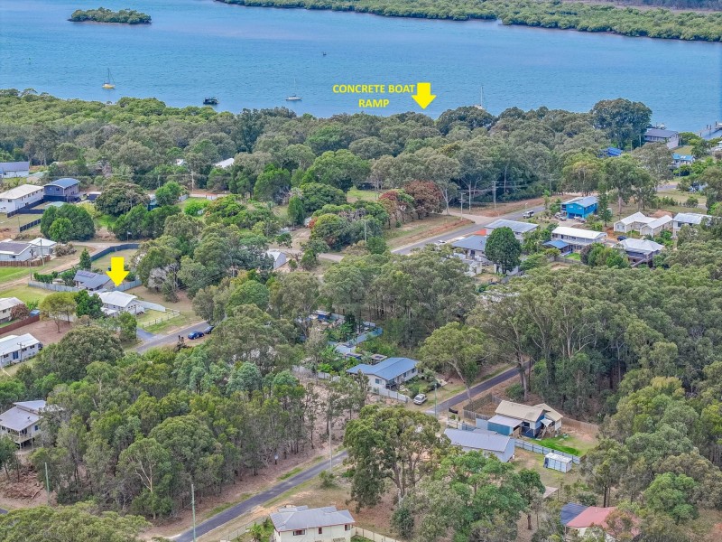39 Barcelona Tce, Russell Island QLD 4184