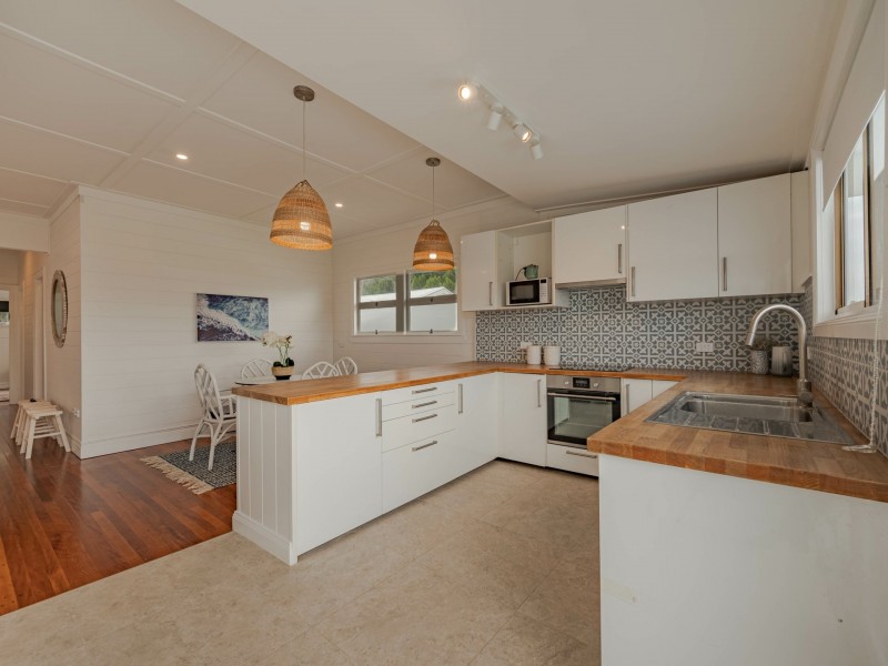 39 Barcelona Tce, Russell Island QLD 4184
