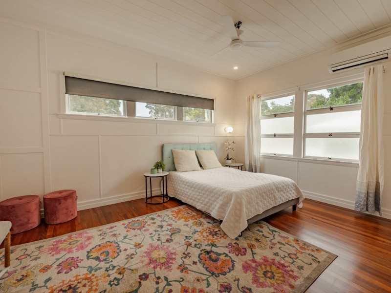 39 Barcelona Tce, Russell Island QLD 4184