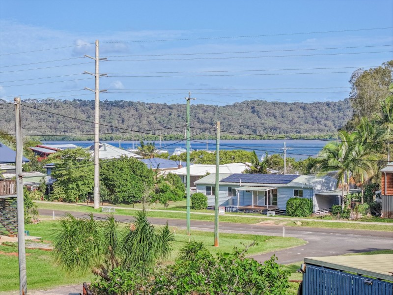 6 Stevenson Court, Russell Island QLD 4184