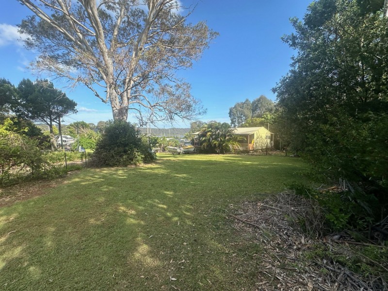 6 Stevenson Court, Russell Island QLD 4184