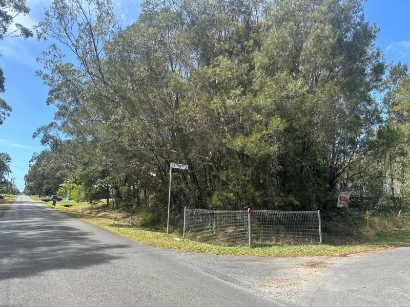 1 Cowderoy Drive, Russell Island QLD 4184