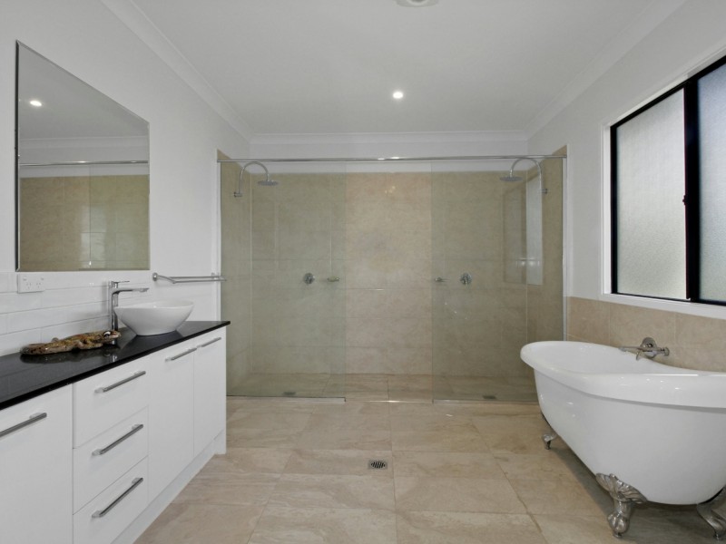 20 MARK ROAD, Russell Island QLD 4184