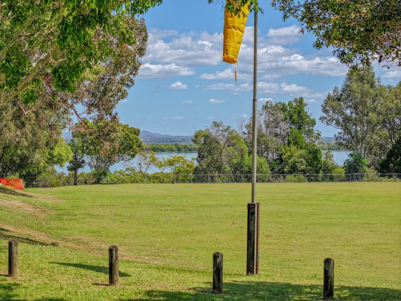 6 Beth Street, Russell Island QLD 4184