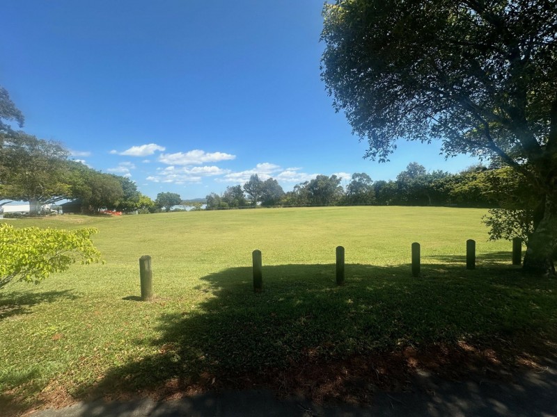 6 Beth Street, Russell Island QLD 4184