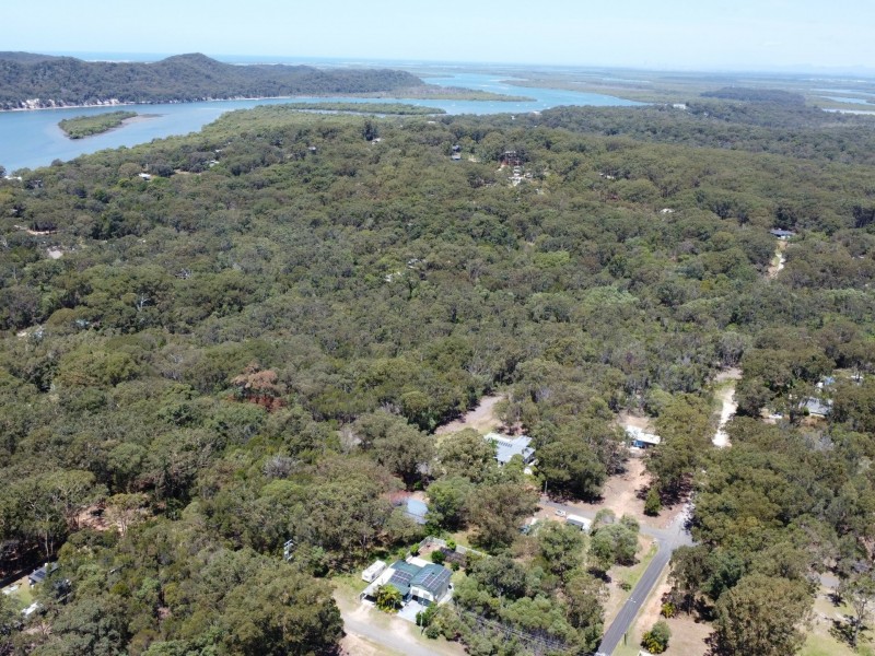 13-15 Delmar Parade, Russell Island QLD 4184