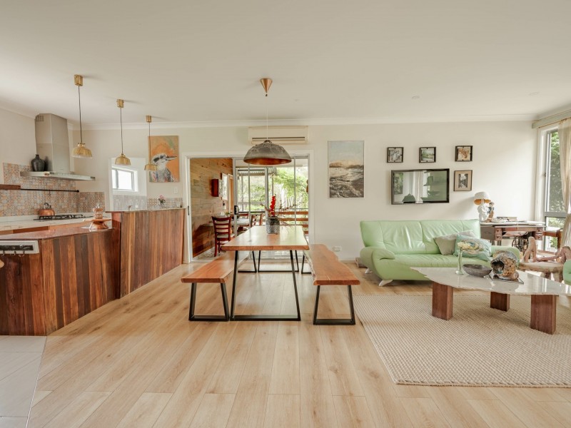 49 Kings Road, Russell Island QLD 4184