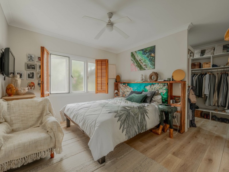 49 Kings Road, Russell Island QLD 4184