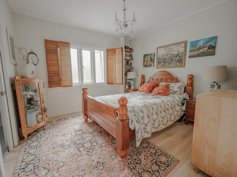 49 Kings Road, Russell Island QLD 4184