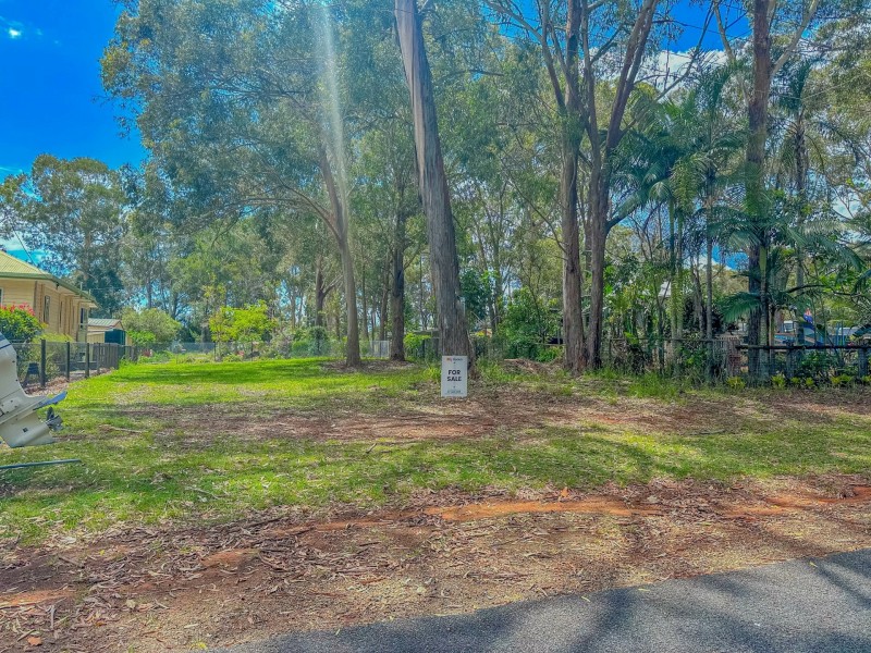 81 Channel Street, Russell Island QLD 4184