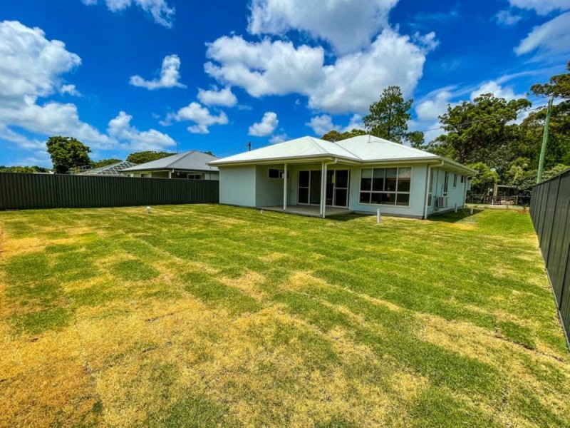 73 Laurel Street, Russell Island QLD 4184