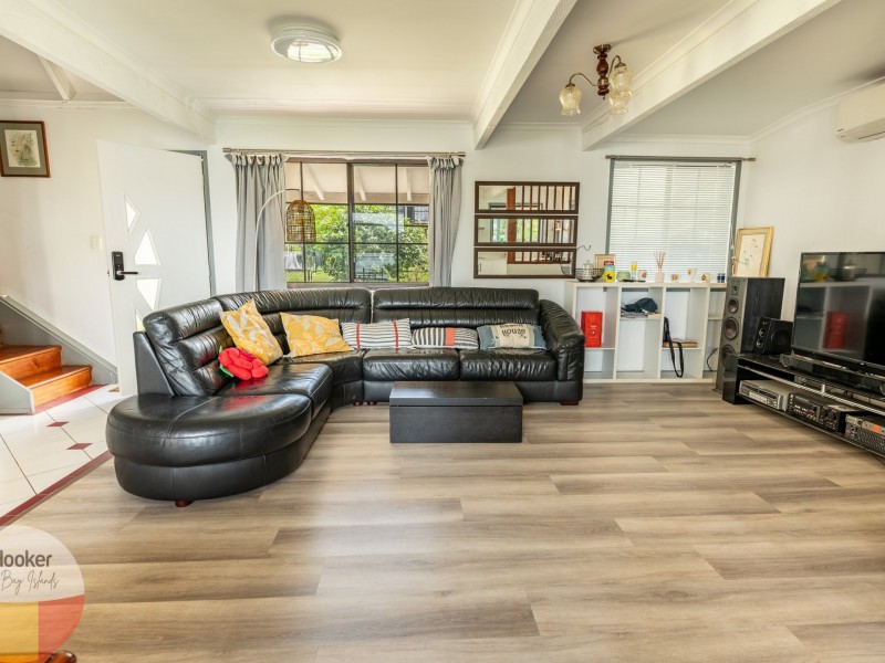 18 Emerson St, Russell Island QLD 4184