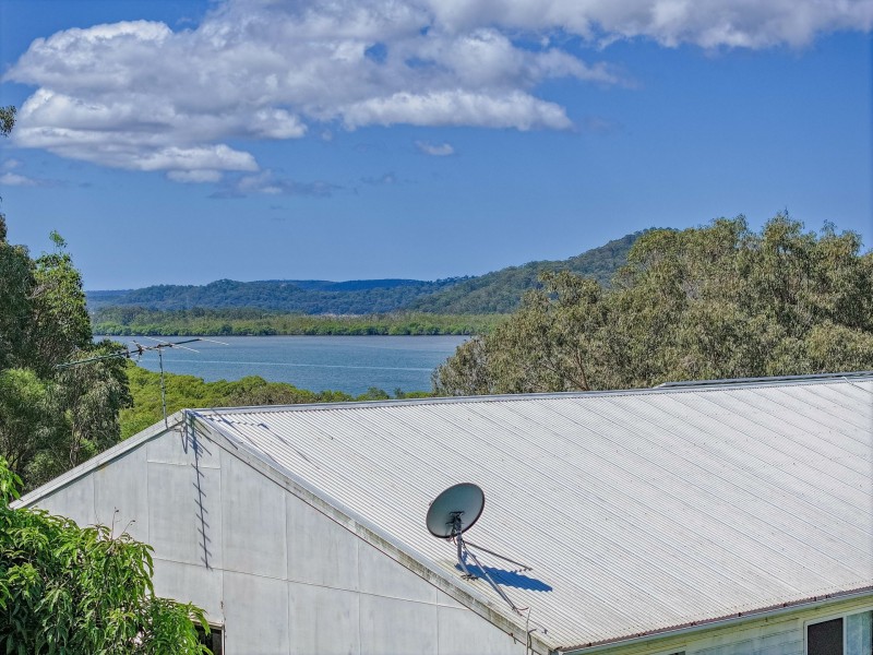 33 Main View Dve, Russell Island QLD 4184