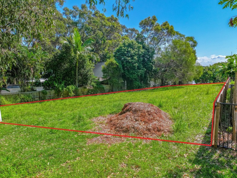 10 Thompson Esplanade, Russell Island QLD 4184