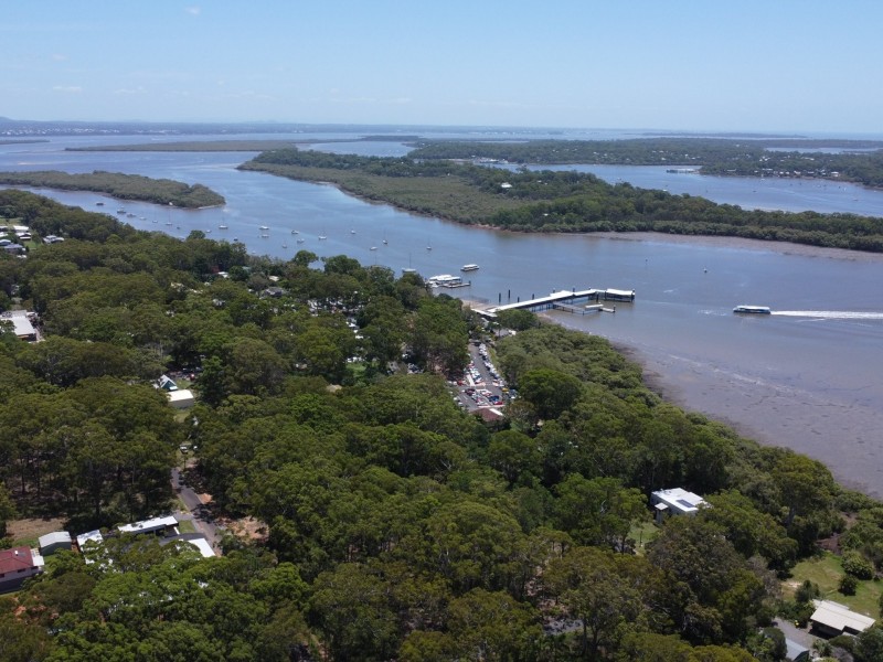 19 Stuart Street, Russell Island QLD 4184