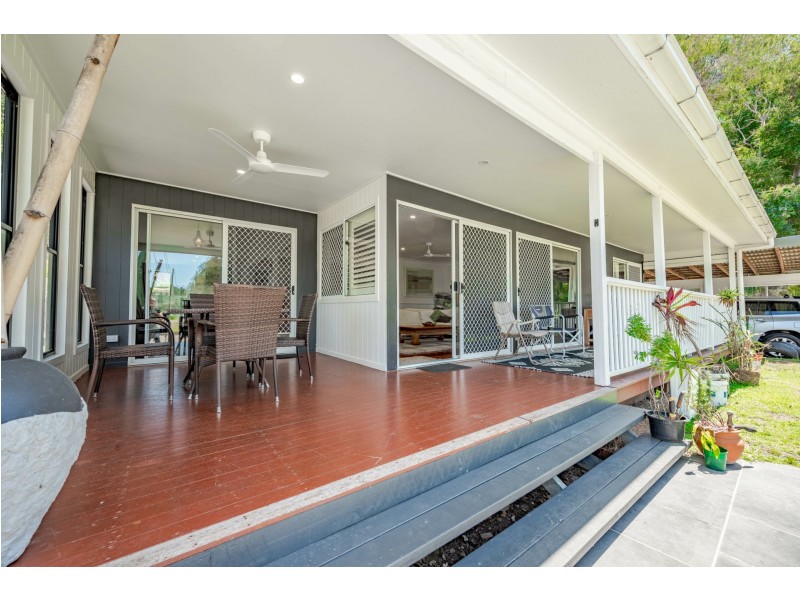 15 Headland Circuit, Russell Island QLD 4184