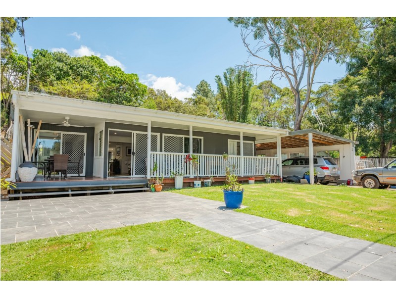 15 Headland Circuit, Russell Island QLD 4184