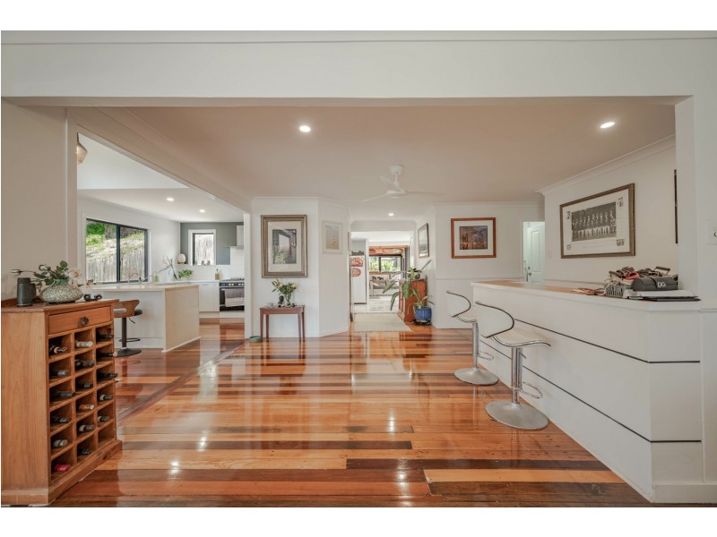 15 Headland Circuit, Russell Island QLD 4184