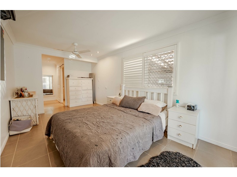 15 Headland Circuit, Russell Island QLD 4184