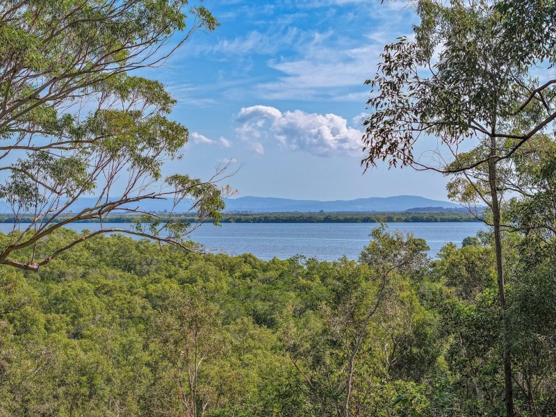 54 Deenya Pde, Russell Island QLD 4184