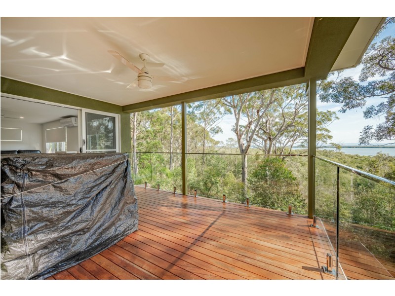 54 Deenya Pde, Russell Island QLD 4184
