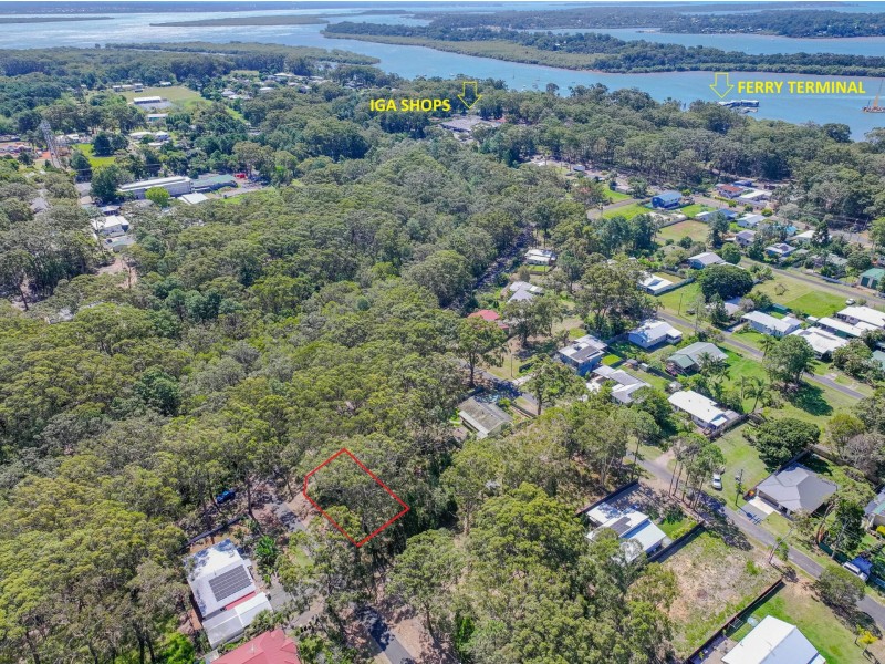 35 Borrows Street, Russell Island QLD 4184