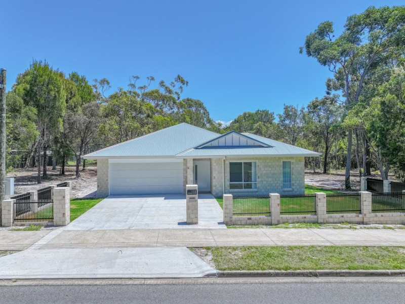 172 Centre Road, Russell Island QLD 4184