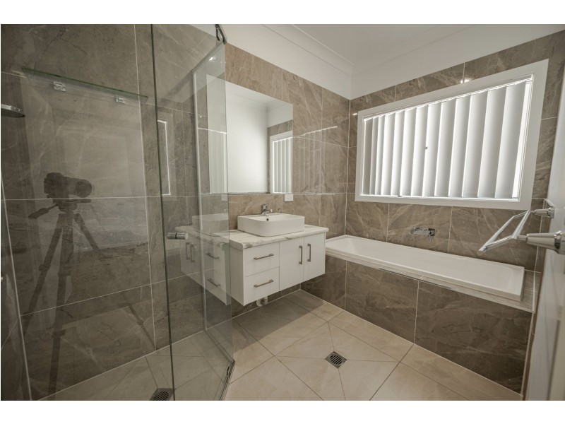 172 Centre Road, Russell Island QLD 4184