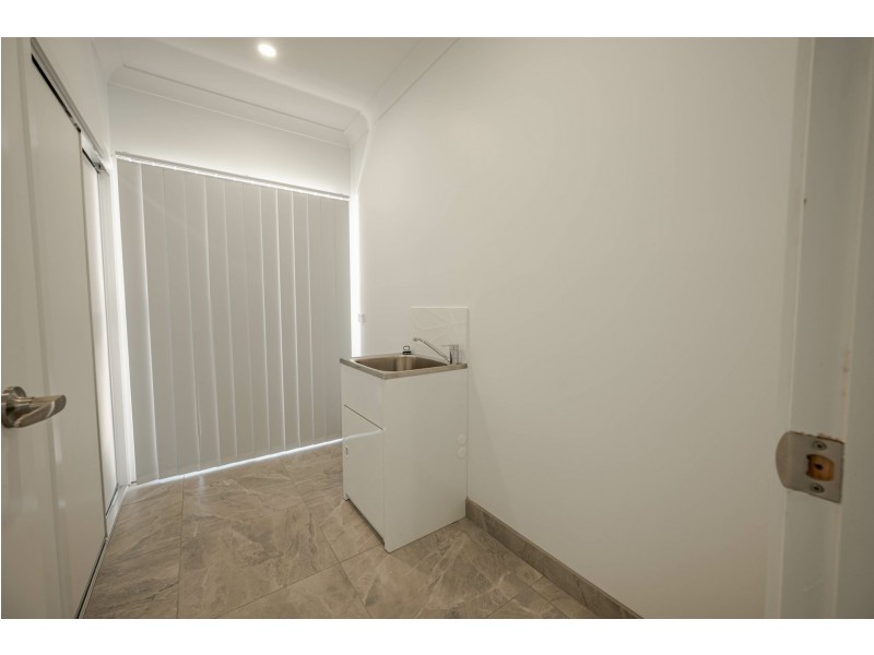 172 Centre Road, Russell Island QLD 4184