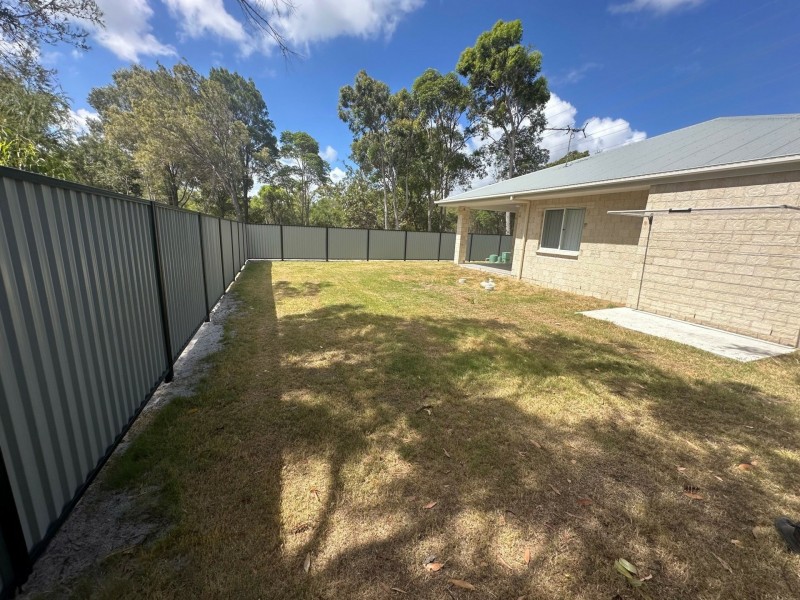 172 Centre Road, Russell Island QLD 4184